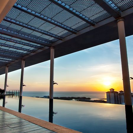 Asia Melaka Hotel Managed By The Straits Hotel & Suites Extérieur photo