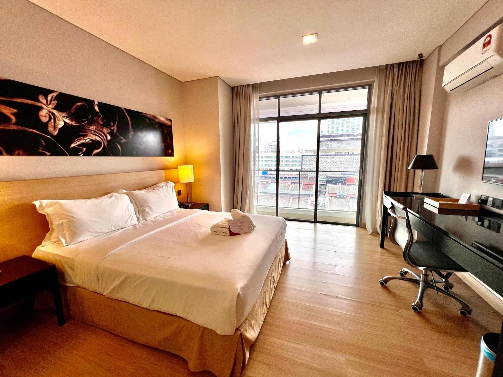 Asia Melaka Hotel Managed By The Straits Hotel & Suites Extérieur photo